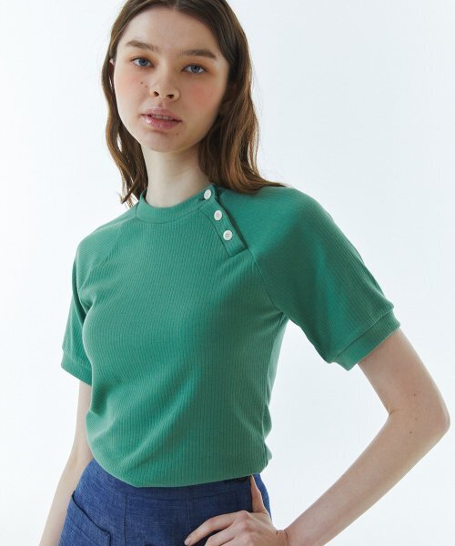 RAVEROUS(レイバーロス)の「RVS ボタン ラグランTシャツ グリーン(Tシャツ/カットソー・レディース・その他・1)」の1枚目の写真