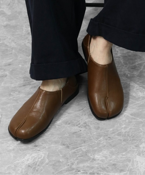 THE CELL.（ザセルドット）の「2WAY足袋フラットバブーシュ　2WAY TABI FLAT SHOES（その他シューズ・レディース・ブラウン/ブラック/キャメル・39/35/37）」の3枚目の写真