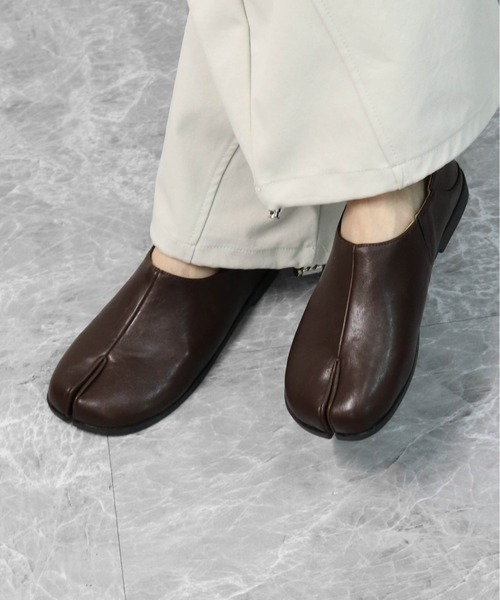 THE CELL.（ザセルドット）の「2WAY足袋フラットバブーシュ　2WAY TABI FLAT SHOES（その他シューズ・レディース・ブラウン/ブラック/キャメル・39/35/37）」の14枚目の写真