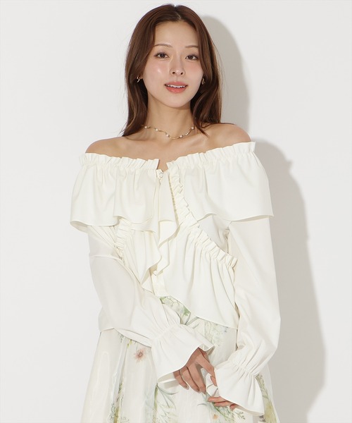 AND COUTURE(アンドクチュール)の「フリルクロスブラウス(シャツ/ブラウス・レディース・イエロー/ネイビー/オフホワイト・FREE)」の2枚目の写真