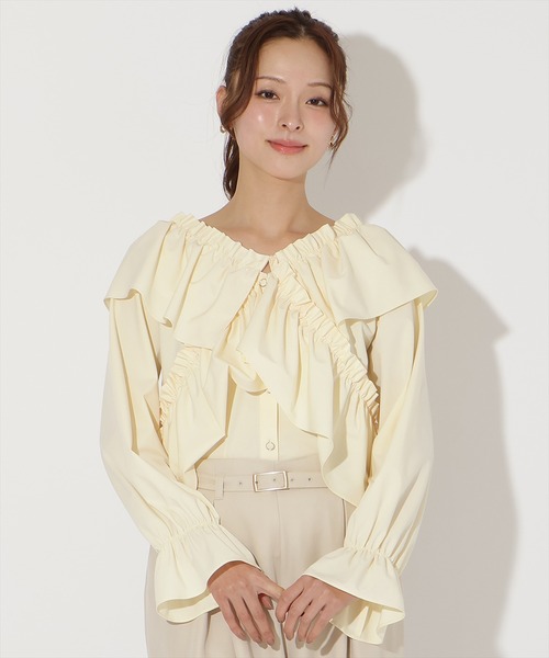 AND COUTURE(アンドクチュール)の「フリルクロスブラウス(シャツ/ブラウス・レディース・イエロー/ネイビー/オフホワイト・FREE)」の10枚目の写真