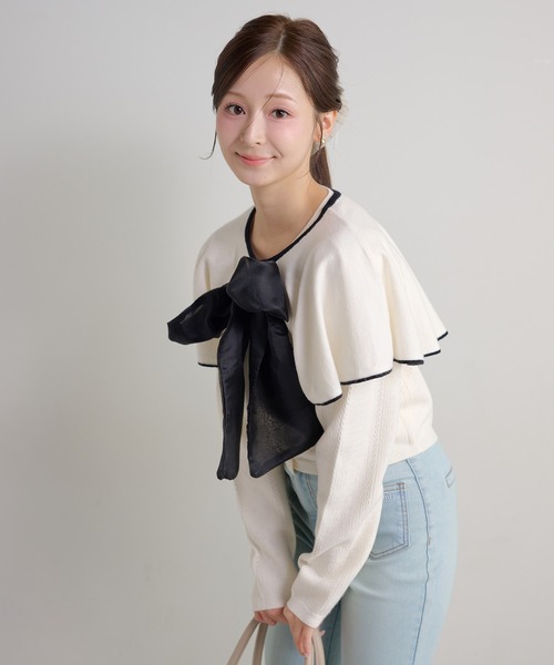 Seemi. byNICECLAUP（ シーミーバイナイスクラップ）の「【Seemi.】ケープ付きアイレットカーディガン（カーディガン/ボレロ・レディース・アイボリー/ベージュ/ラベンダー・FREE）」の2枚目の写真