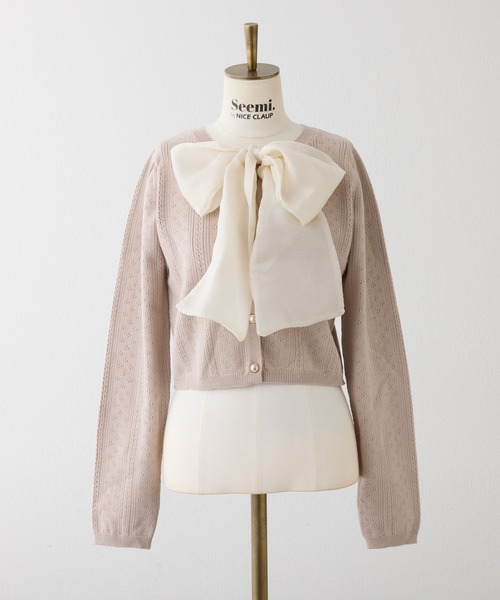 Seemi. byNICECLAUP（ シーミーバイナイスクラップ）の「【Seemi.】ケープ付きアイレットカーディガン（カーディガン/ボレロ・レディース・アイボリー/ベージュ/ラベンダー・FREE）」の9枚目の写真