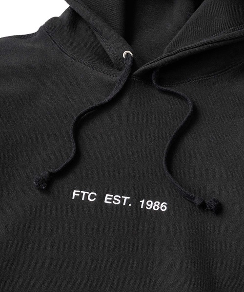 FTC(エフティーシー)の「EST. 1986 PULLOVER HOODY(パーカー・メンズ・その他/ネイビー/ブラック/アッシュ・X-LARGE/LARGE/MEDIUM)」の5枚目の写真
