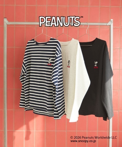 Doux archives(ドゥアルシーヴ)の「SNOOPYコラボL/S Tee(Tシャツ/カットソー・レディース・ネイビー×ホワイト/グレー/ブラック・FREE)」の2枚目の写真