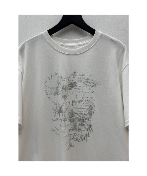 VEILA（ヴェイラ）の「ヴィンテージ風 プリントTシャツ（Tシャツ/カットソー・レディース・ホワイト・フリー）」の4枚目の写真