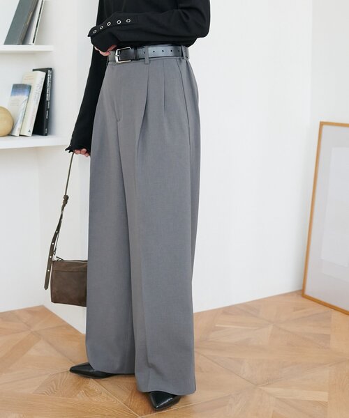 DISCOAT（ディスコート）の「とろみ2タックワイドパンツ《WEB限定カラーあり》（スラックス・レディース・ダークブラウン/ベージュ系その他/グレー/グレイッシュベージュ/ブラック/アイボリー/ネイビー・ML/MEDIUM/PS/TM/LARGE/SMALL）」の13枚目の写真