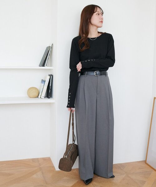 DISCOAT（ディスコート）の「とろみ2タックワイドパンツ《WEB限定カラーあり》（スラックス・レディース・ダークブラウン/ベージュ系その他/グレー/グレイッシュベージュ/ブラック/アイボリー/ネイビー・ML/MEDIUM/PS/TM/LARGE/SMALL）」の18枚目の写真