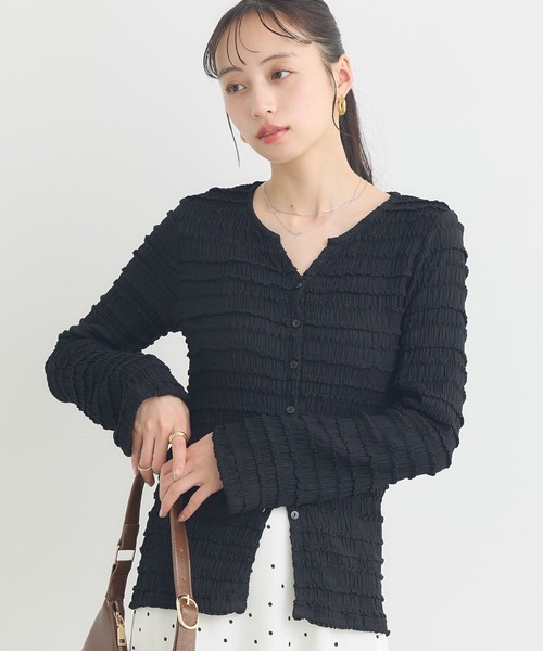 earth music&ecology(アースミュージックアンドエコロジー)の「【2026SS/先行予約】シャーリングカットカーディガン(カーディガン/ボレロ・レディース・ピンク/ブラック/アイボリー/ミント・FREE)」の3枚目の写真