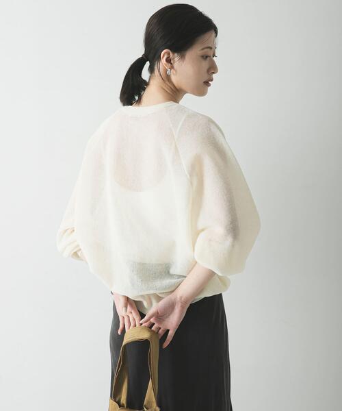 URBAN RESEARCH（アーバンリサーチ）の「リネン混スポンディッシュニット（ニット/セーター・レディース・アイボリー/ピンク/グレー・FREE）」の19枚目の写真