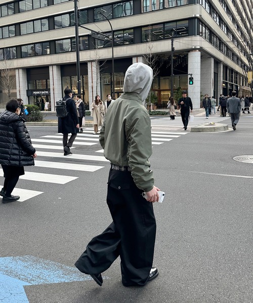 kutir（クティール）の「2TUCK BUGGY BALLOON CHINO PANTS／2タックバギーバルーンチノパン（チノパンツ・メンズ・ベージュ/ブラック・MEDIUM/SMALL/LARGE）」の11枚目の写真