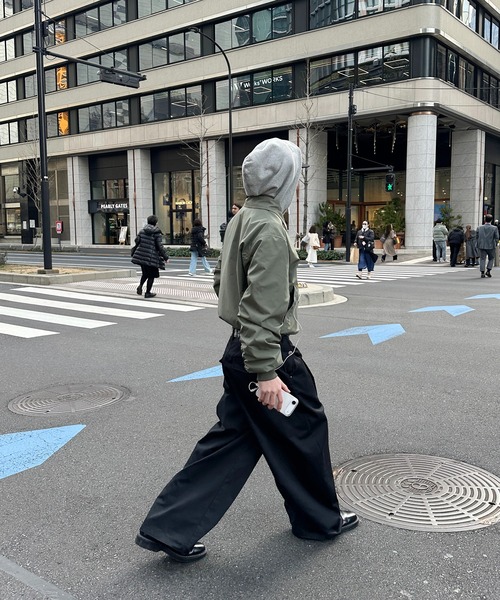 kutir（クティール）の「2TUCK BUGGY BALLOON CHINO PANTS／2タックバギーバルーンチノパン（チノパンツ・メンズ・ベージュ/ブラック・MEDIUM/SMALL/LARGE）」の12枚目の写真
