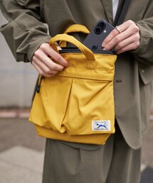 PENNEYS（ぺニーズ）の「【FOX】ミニヘルメットバッグ（ショルダーバッグ）」