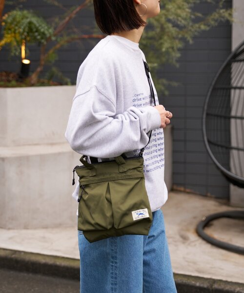 PENNEYS（ぺニーズ）の「【FOX】ミニヘルメットバッグ（ショルダーバッグ・メンズ・イエロー/カーキ/ブラック・ONE SIZE）」の16枚目の写真