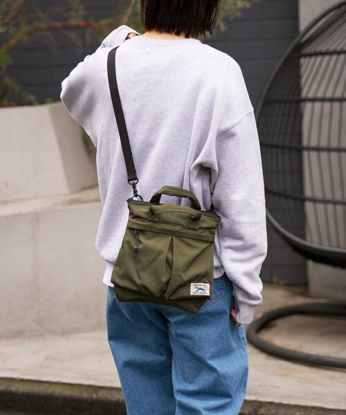 PENNEYS（ぺニーズ）の「【FOX】ミニヘルメットバッグ（ショルダーバッグ・メンズ・イエロー/カーキ/ブラック・ONE SIZE）」の15枚目の写真