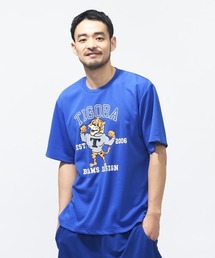 TIGORA by BEAMS DESIGN（ティゴラバイビームスデザイン）の「ティゴラ ビームス TIGORA by BEAMS DESIGN トレーニンググラフィックTシャツ（Tシャツ/カットソー）」