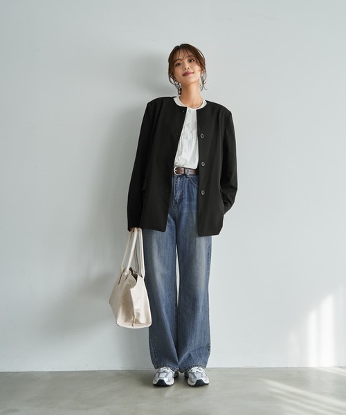 STYLE DELI(スタイルデリ)の「【LUXE】ラウンドネックノーカラージャケット(ノーカラージャケット・レディース・ブラック/チャコールグレー・FREE)」の7枚目の写真