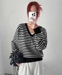 [MADE] リブニーストライプルーズフィットVネックニット