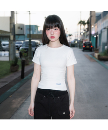 Essential Rose Label T-Shirt [Ivory]