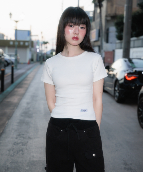 ROSEFRANTZ（ロゼフランツ）の「Essential Rose Label T-Shirt [Ivory]（Tシャツ/カットソー・レディース・アイボリー・OS）」の3枚目の写真