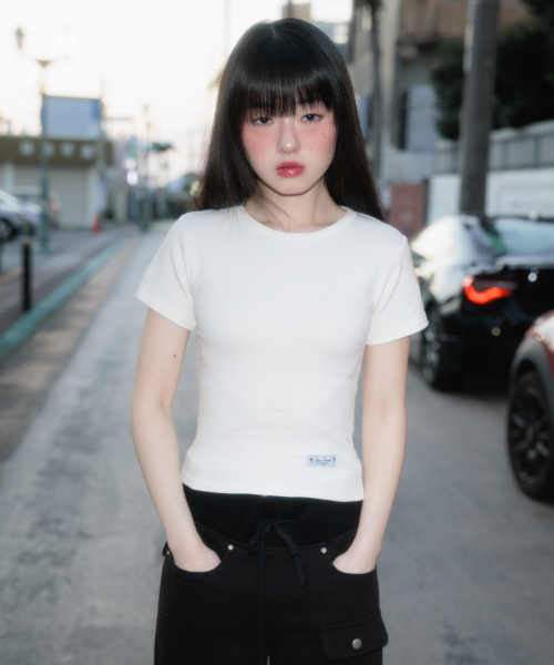 ROSEFRANTZ（ロゼフランツ）の「Essential Rose Label T-Shirt [Ivory]（Tシャツ/カットソー・レディース・アイボリー・OS）」の4枚目の写真