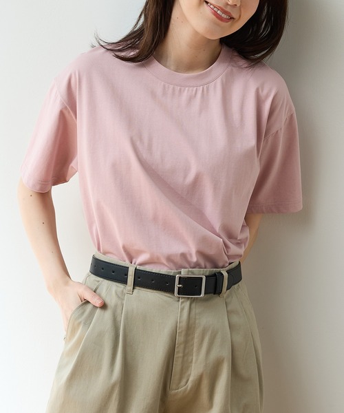 Honeys(ハニーズ)の「【ハニさら・接触冷感・UVカット・遮熱】きれいめTシャツ(Tシャツ/カットソー・レディース・ピンク/オフホワイト/イエロー/ブラック/グリーン/ベージュ/スミクロ/ブルー/ボルドー・LL/L/3L/M/SS/S)」の8枚目の写真