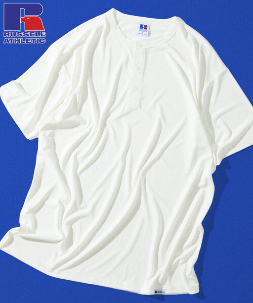 Russell Athletic（ラッセルアスレティック）の「限定展開 RUSSELL ATHLETIC×FREAK'S STORE ラッセル アスレチック 別注 Dry-Power ヘンリーネック Tシャツ 吸湿速乾 消臭（Tシャツ/カットソー・メンズ・ホワイト/チャコールグレー/アッシュグレー・LARGE/MEDIUM/SMALL）」の5枚目の写真