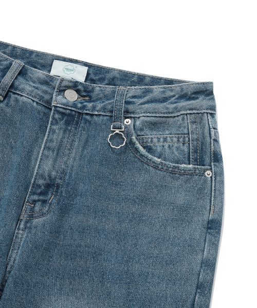 COVERNAT WOMAN(カバーナットウーマン)の「ウィメンズセミブーツカットデニムパンツブルー(デニムパンツ・レディース・その他・WS/WM)」の5枚目の写真