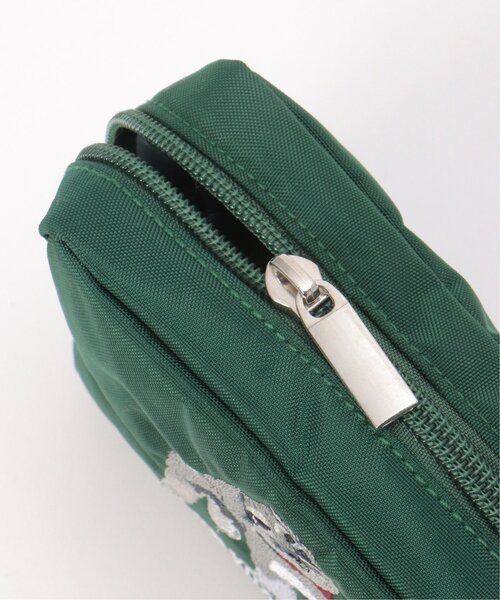 LBC(エルビーシー)の「アニマル刺繍ポーチ(ポーチ・レディース・グレー/グリーン・FREE)」の6枚目の写真