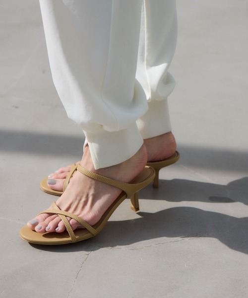 BARNYARDSTORM（バンヤードストーム）の「BARNYARDSTORM / クロスストラップミュール（サンダル・レディース・ブラック/ベージュ・38/36/37）」の21枚目の写真