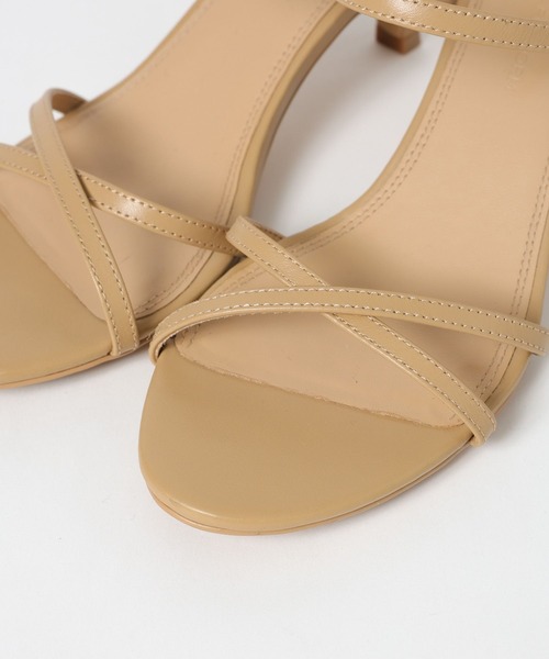 BARNYARDSTORM（バンヤードストーム）の「BARNYARDSTORM / クロスストラップミュール（サンダル・レディース・ブラック/ベージュ・38/36/37）」の7枚目の写真