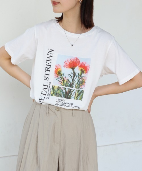 Bou Jeloud(ブージュルード)の「フォトフラワーTシャツ(Tシャツ/カットソー・レディース・チャコールグレー/オフホワイト・MEDIUM)」の5枚目の写真