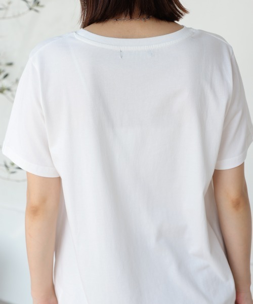 Bou Jeloud(ブージュルード)の「フォトフラワーTシャツ(Tシャツ/カットソー・レディース・チャコールグレー/オフホワイト・MEDIUM)」の16枚目の写真
