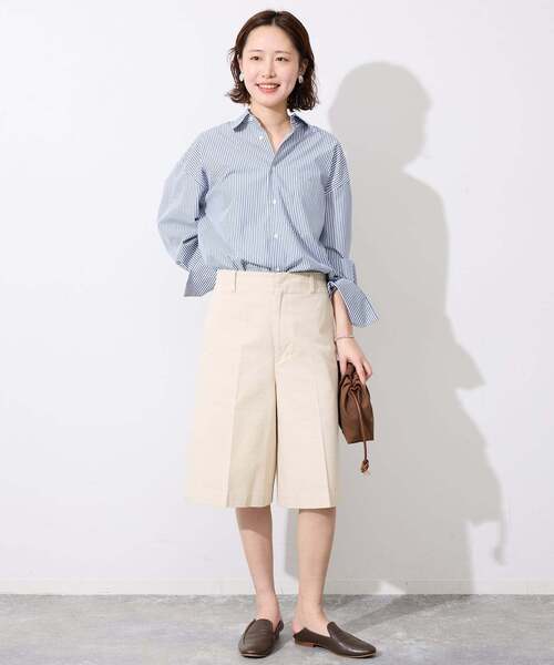 SLOBE IENA(スローブイエナ)の「《UVカット》ポプリン2WAYシャツ(シャツ/ブラウス・レディース・ネイビー/アイボリー/サックスブルー・FREE)」の5枚目の写真