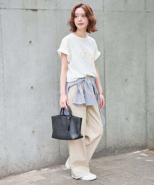 SLOBE IENA(スローブイエナ)の「《UVカット》ポプリン2WAYシャツ(シャツ/ブラウス・レディース・ネイビー/アイボリー/サックスブルー・FREE)」の9枚目の写真