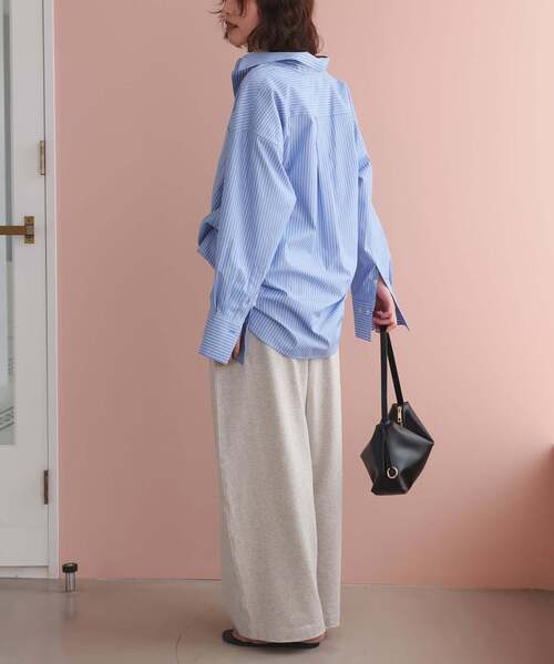 SLOBE IENA(スローブイエナ)の「《UVカット》ポプリン2WAYシャツ(シャツ/ブラウス・レディース・ネイビー/アイボリー/サックスブルー・FREE)」の14枚目の写真