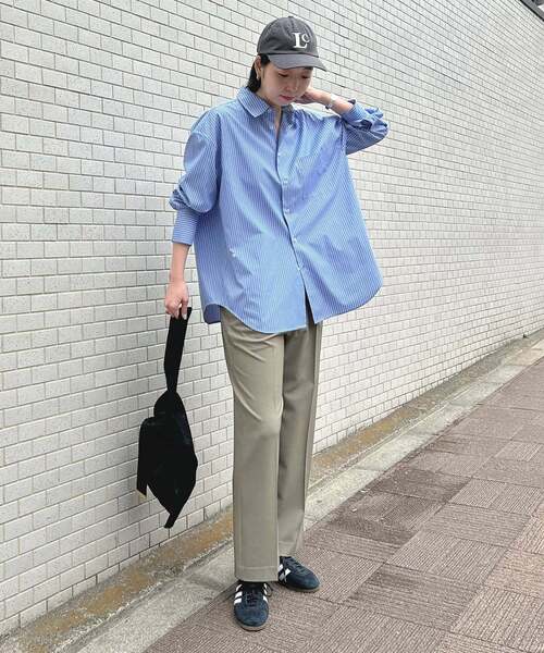 SLOBE IENA(スローブイエナ)の「《UVカット》ポプリン2WAYシャツ(シャツ/ブラウス・レディース・ネイビー/アイボリー/サックスブルー・FREE)」の18枚目の写真