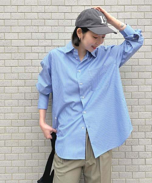 SLOBE IENA(スローブイエナ)の「《UVカット》ポプリン2WAYシャツ(シャツ/ブラウス・レディース・ネイビー/アイボリー/サックスブルー・FREE)」の22枚目の写真