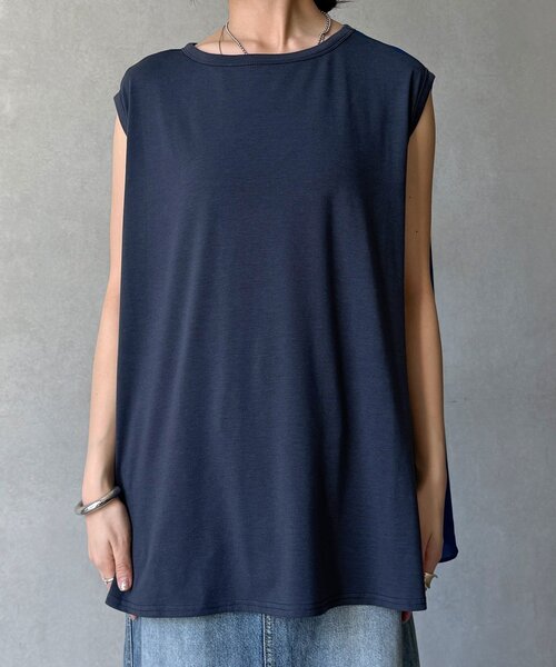 DouDou(ドゥドゥ)の「【WEB限定】前後2WAYフレアトップス(Tシャツ/カットソー・レディース・ブラック/オフホワイト/チャコールグレー・FREE)」の10枚目の写真