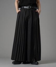 狐独（コドク）の「ニュアンスラインプリーツハカマスラックス（スラックス）」