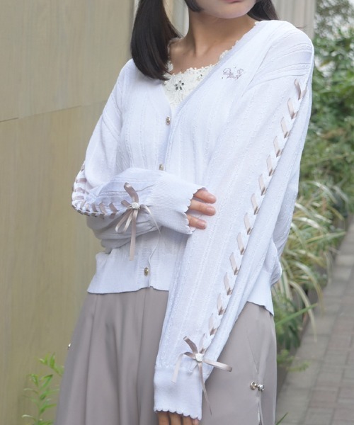 axes femme（アクシーズファム）の「ＵＶカット編み上げニットカーディガン（カーディガン/ボレロ・レディース・ホワイト/ピンク/ミント/チャコール・FREE）」の11枚目の写真