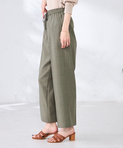 GALLORIA(ギャローリア)の「【吸汗速乾・冷感】ドロストセミフレアパンツ(その他パンツ・レディース・ライトベージュ/カーキ/チャコールグレー・M/LL/L/S)」の13枚目の写真