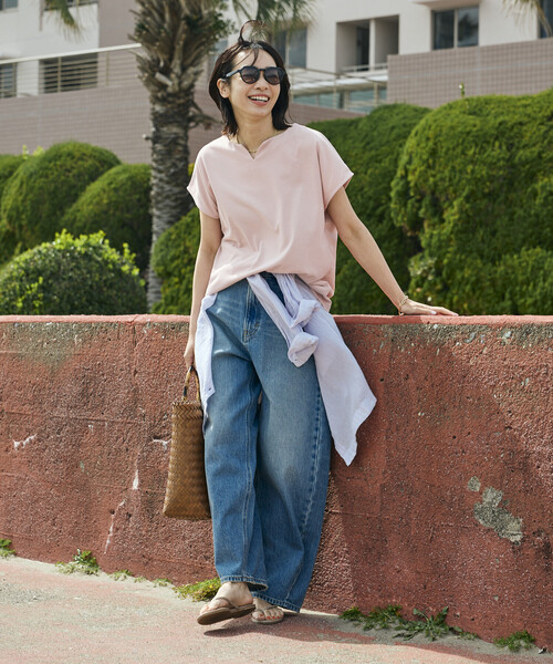FREAK'S STORE(フリークスストア)の「<接触冷感/UV> AIRDRY HIGHCOOL キーネックTシャツ(Tシャツ/カットソー・レディース・ピンク/ブルー/オフホワイト/モカ/ブラック・フリ-)」の10枚目の写真