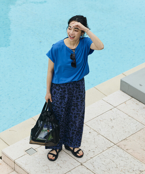 FREAK'S STORE(フリークスストア)の「<接触冷感/UV> AIRDRY HIGHCOOL キーネックTシャツ(Tシャツ/カットソー・レディース・ピンク/ブルー/オフホワイト/モカ/ブラック・フリ-)」の22枚目の写真