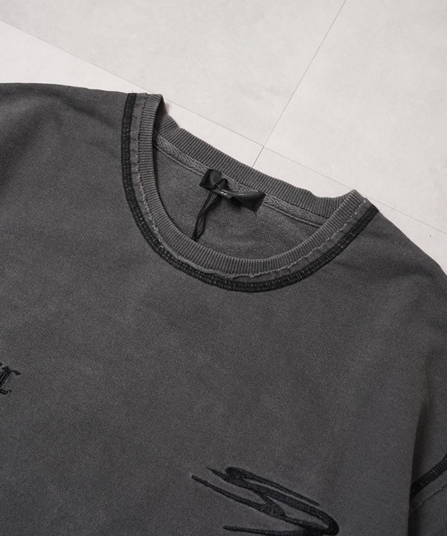 1111clothing(ワンフォークロージング)の「【セットアップ可能】ミニ裏毛 アップリケ Tシャツ / Mini Fleece Applique T-Shirt(Tシャツ/カットソー・メンズ・アッシュ/ブラック・XL/L/M)」の5枚目の写真