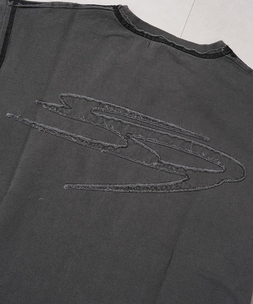 1111clothing(ワンフォークロージング)の「【セットアップ可能】ミニ裏毛 アップリケ Tシャツ / Mini Fleece Applique T-Shirt(Tシャツ/カットソー・メンズ・アッシュ/ブラック・XL/L/M)」の13枚目の写真