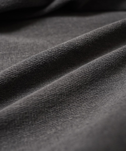 1111clothing(ワンフォークロージング)の「【セットアップ可能】ミニ裏毛 アップリケ Tシャツ / Mini Fleece Applique T-Shirt(Tシャツ/カットソー・メンズ・アッシュ/ブラック・XL/L/M)」の16枚目の写真