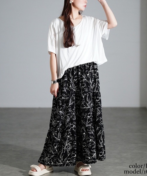 GOLDJAPAN(ゴールドジャパン)の「冷感花柄ドッキングティアードワンピース【大きいサイズ対応】(ワンピース・レディース・パープル/オフホワイト/ブラック・LL/3L/4L/5L)」の1枚目の写真