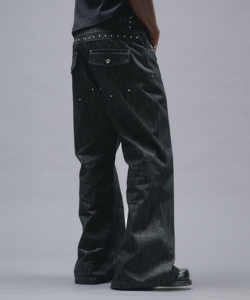 ANDER HUNK(アンダーハンク)の「Studs Design Rigid Flare Denim / スタッズデザインリジットフレアデニム(デニムパンツ・メンズ・インディゴブルー/ブラック/ブラック系その他・MEDIUM/LARGE/SMALL)」の6枚目の写真