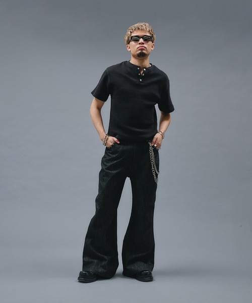 ANDER HUNK(アンダーハンク)の「Studs Design Rigid Flare Denim / スタッズデザインリジットフレアデニム(デニムパンツ・メンズ・インディゴブルー/ブラック/ブラック系その他・MEDIUM/LARGE/SMALL)」の14枚目の写真
